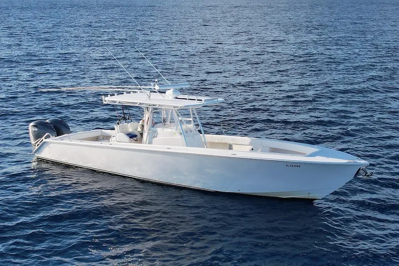 The Image of 2008 Jupiter 38 FS boat on calm ocean waters. - 0