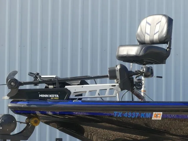 Slide: The Image of 2022 Nitro Z21 Pro boat with Minn Kota Ultrex motor. - 11