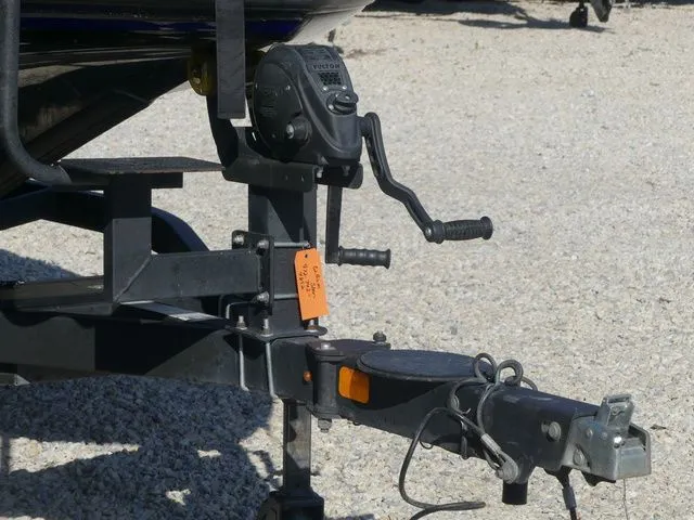 Slide: The Image of Trailer of a 2022 Nitro Z21 Pro boat with crank. - 12