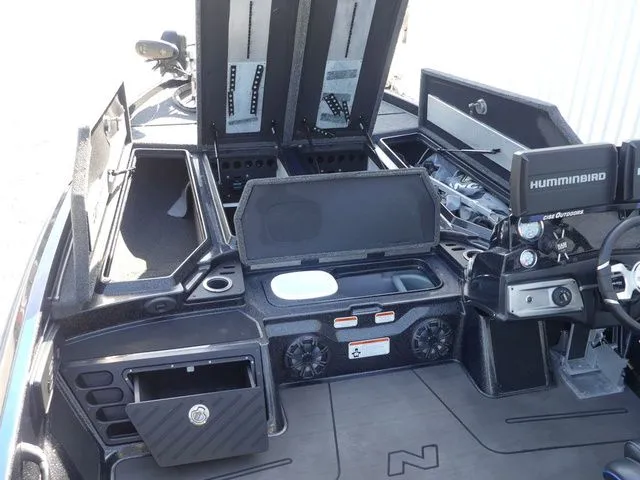 Slide: The Image of Interior of 2022 Nitro Z21 Pro boat with storage and controls. - 35