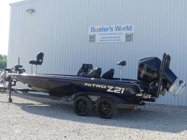 Slide: The Image of 2022 Nitro Z21 Pro boat in front of Boater's World building. - 5