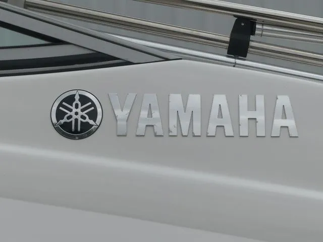 Slide: The Image of Yamaha SX190 2018 boat with logo on the side. - 11