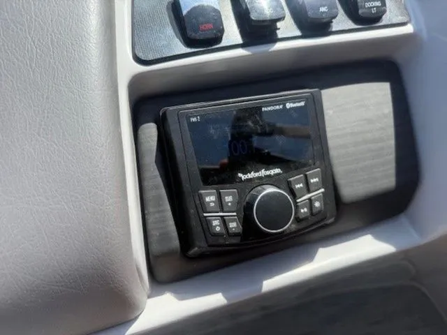 Slide: The Image of Rockford Fosgate control in 2023 Bennington 25 RTSB boat. - 5