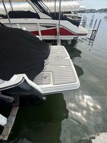 Slide: The Image of 2019 Monterey 258SS Super Sport boat at dock. - 16