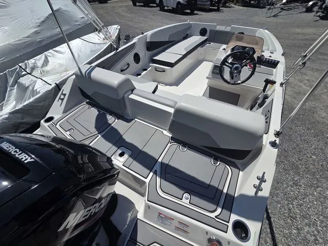 Slide: The Image of Starcraft 2025 SV 16 OB boat with 90Hp engine and trailer. - 8