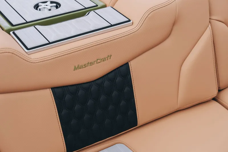 Slide: The Image of MasterCraft XT24 2027 - 7
