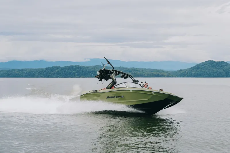 Slide: The Image of MasterCraft XT24 2027 - 1
