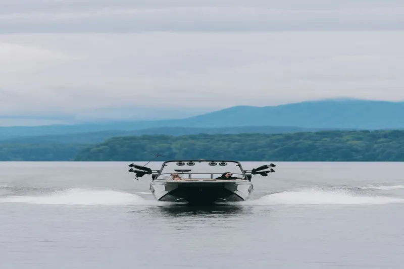 Slide: The Image of MasterCraft XT24 2027 - 14