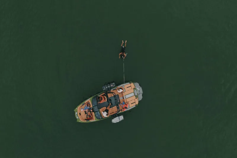 Slide: The Image of MasterCraft XT24 2027 - 6