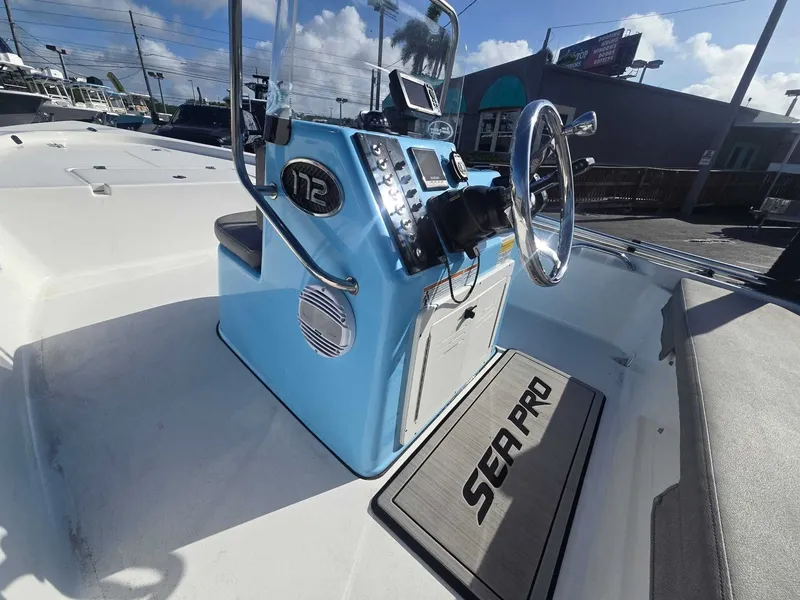 Slide: The Image of Sea Pro 172 Bay 2022 - 2