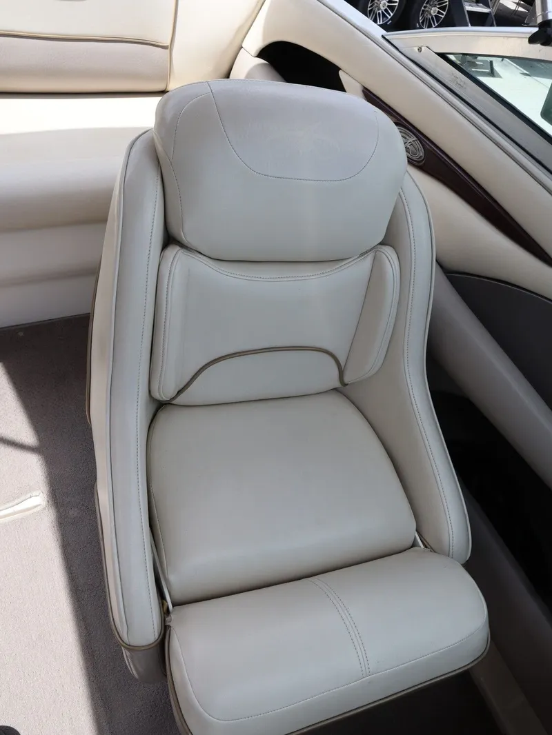 Slide: The Image of Luxurious seat in a 2001 Monterey 200LS boat. - 15