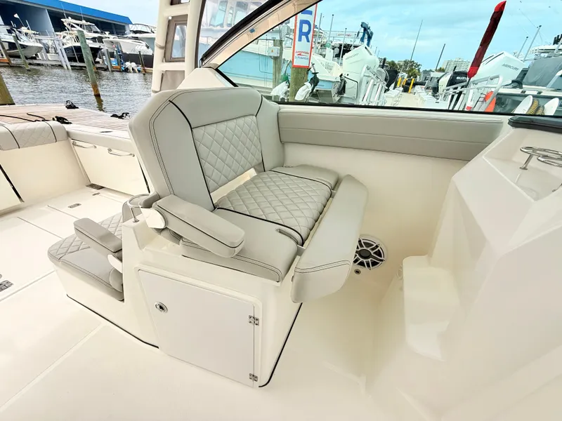 Slide: The Image of Pursuit DC 295 Dual Console 2022 - 33
