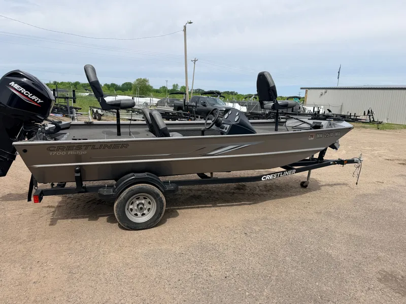 Slide: The Image of 2021 Crestliner 1700 Ridge boat with 40HP Mercury engine. - 19