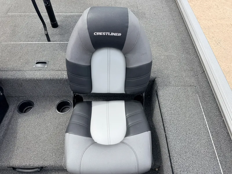 Slide: The Image of Crestliner 1700 Ridge boat seat, gray design, 2021 model. - 27