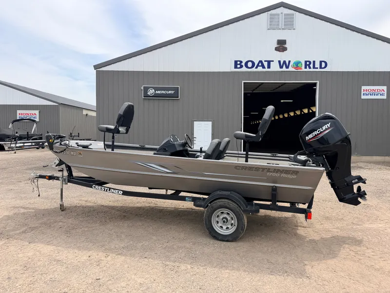 Slide: The Image of 2021 Crestliner 1700 Ridge with 40HP Mercury 4Stroke at Boat World. - 44