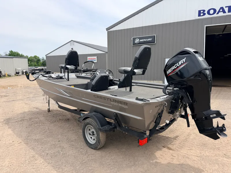 Slide: The Image of 2021 Crestliner 1700 Ridge boat with 40HP Mercury engine. - 46