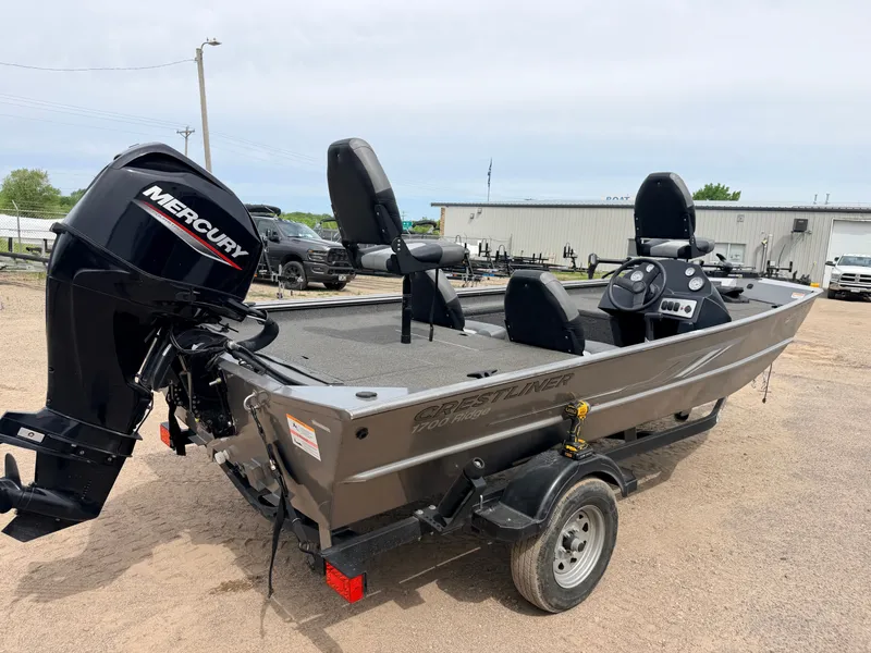 Slide: The Image of 2021 Crestliner 1700 Ridge boat with 40HP Mercury engine. - 47