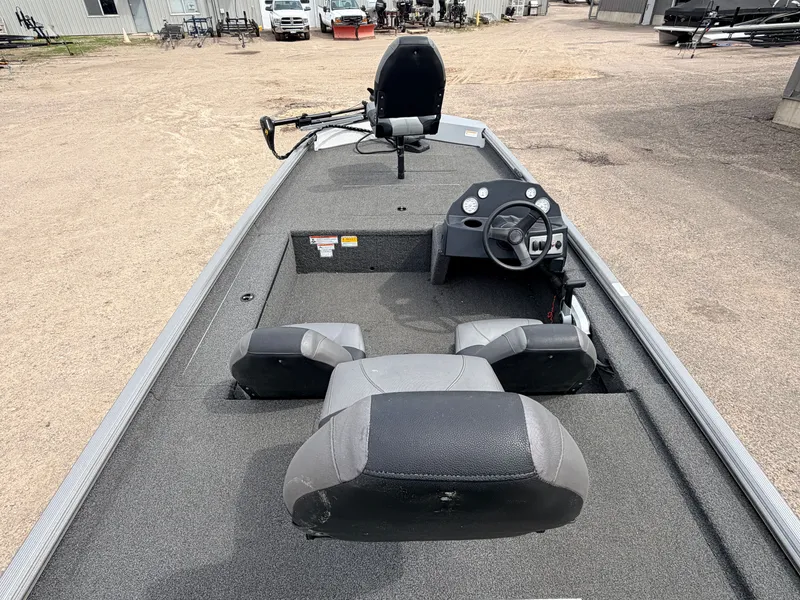 Slide: The Image of 2021 Crestliner 1700 Ridge boat with 40HP Mercury 4Stroke engine. - 8
