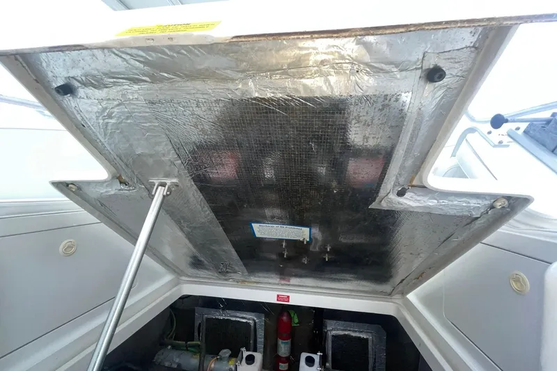 Slide: The Image of ELDCTRIC ACTUATED ENGINE HATCH WITH GOOD INSULATION - 17