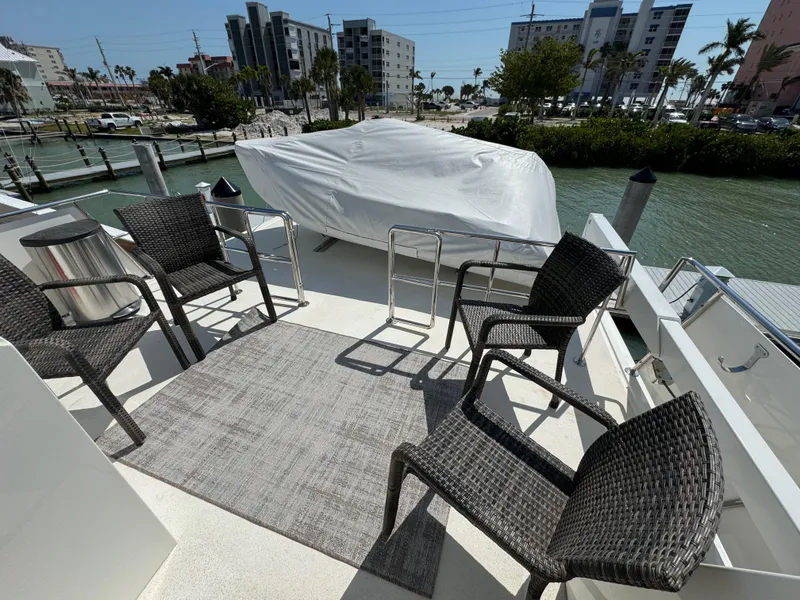 Slide: The Image of Deck area of the 2007 Jefferson Pilothouse 52 SE yacht. - 39