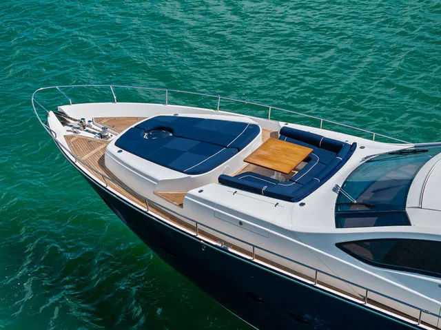 Slide: The Image of Pershing 82 2013 - 50