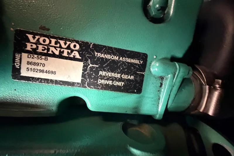 Slide: The Image of Volvo Penta engine label on 2005 Beneteau Oceanis Clipper 423, showing model D2-55-B details. - 75