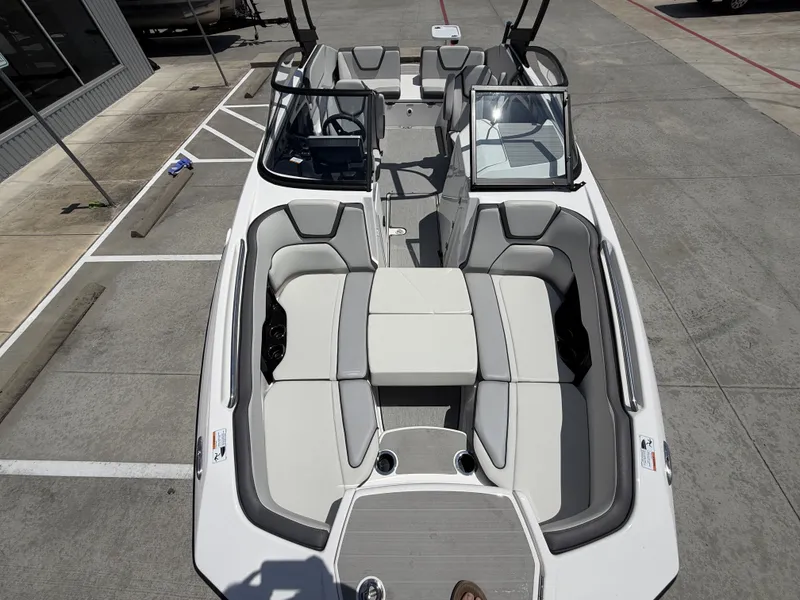 Slide: The Image of Interior view of 2024 Yamaha Boats AR250 with gray seating. - 35