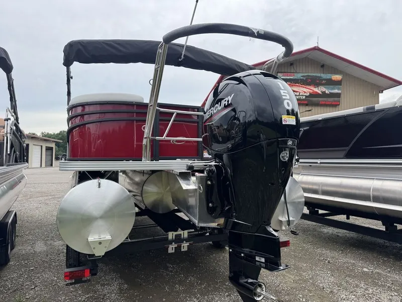 Slide: The Image of Crest SE Cruise 220 boat 2026 with Mercury 50 HP engine. - 2