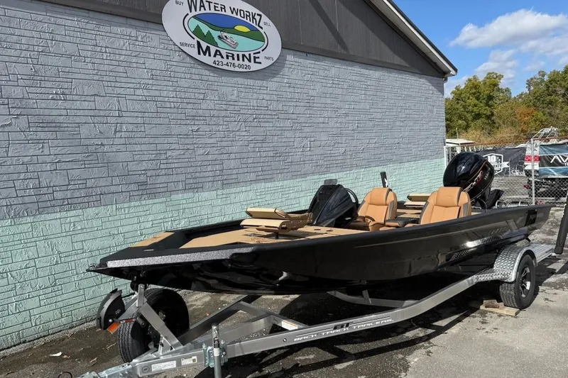 Slide: The Image of 2026 Xpress H18C Crappie boat at Water Workz Marine. - 2