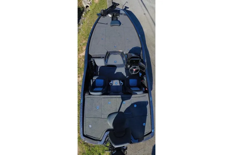 Slide: The Image of Aerial view of iKon LXE20 boat, 2026 model, featuring gray deck. - 13