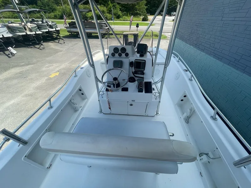 Slide: The Image of Interior view of a 2007 ProKat CS200 boat with steering console. - 6