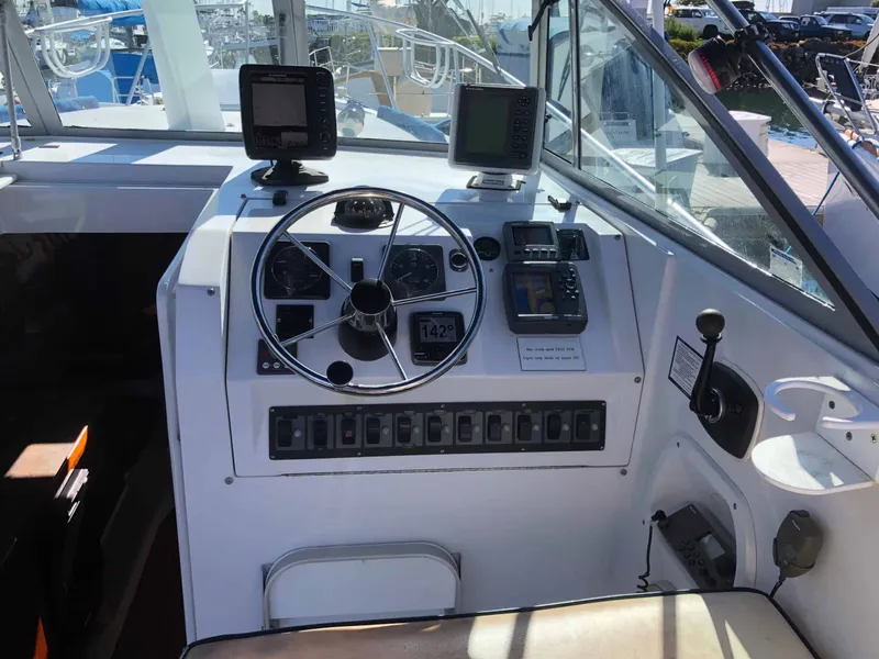 Slide: The Image of Mainship 30 PILOT 1998 - 0