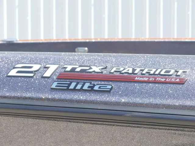 Slide: The Image of Triton 21 TrX Patriot 2018 - 15