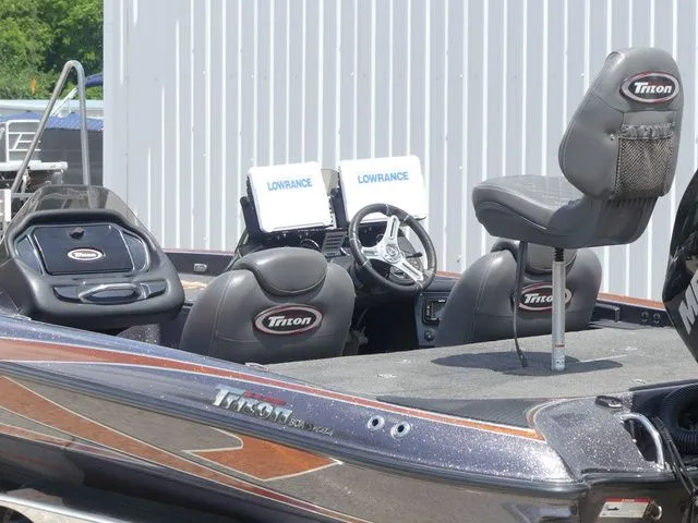 Slide: The Image of Triton 21 TrX Patriot 2018 - 23