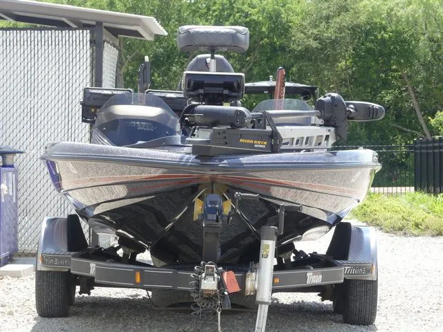 Slide: The Image of Triton 21 TrX Patriot 2018 - 3