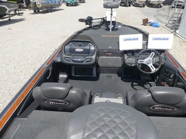 Slide: The Image of Triton 21 TrX Patriot 2018 - 35