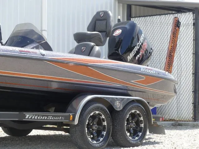 Slide: The Image of Triton 21 TrX Patriot 2018 - 9