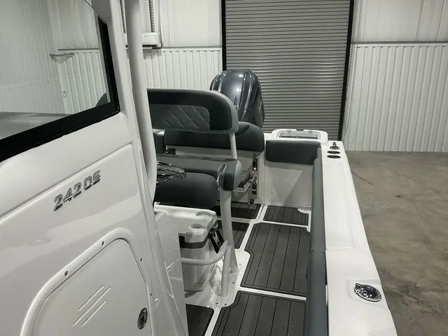 Slide: The Image of NauticStar 242 Offshore 2026 - 25