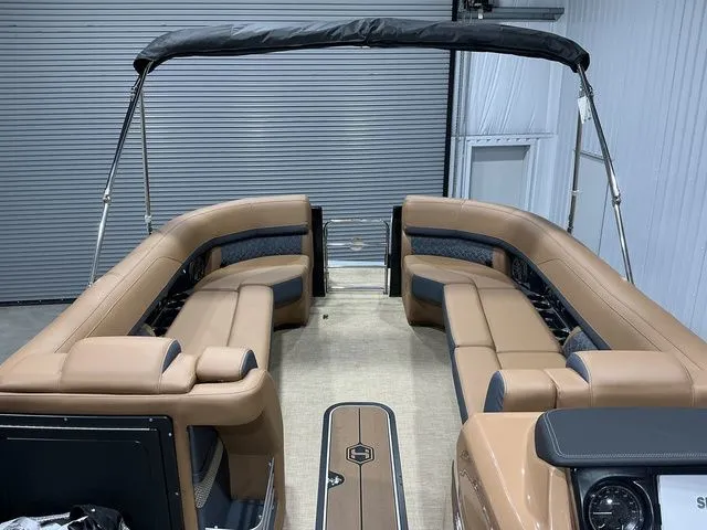 Slide: The Image of Harris Grand Mariner 250 SLDH 2026 - 16