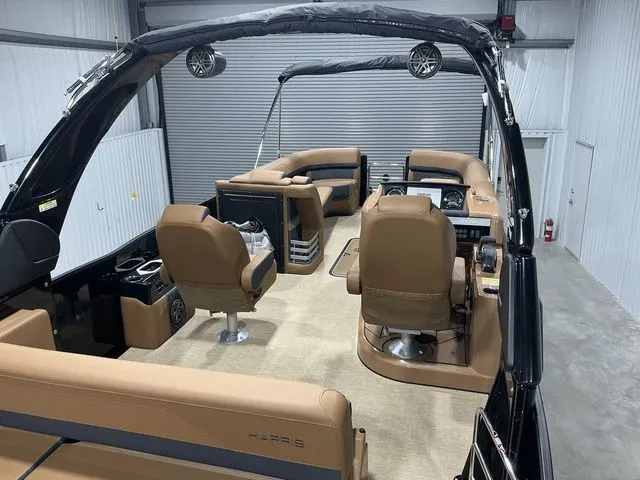 Slide: The Image of Harris Grand Mariner 250 SLDH 2026 - 22