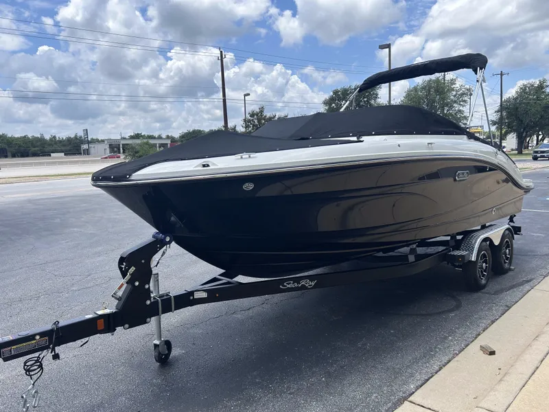 Slide: The Image of 2026 Sea Ray SPX 210 boat on trailer, black design. - 7