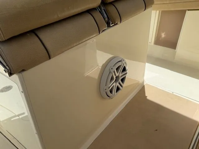 Slide: The Image of Speaker on a 2017 Scout 275 LXF boat. - 24