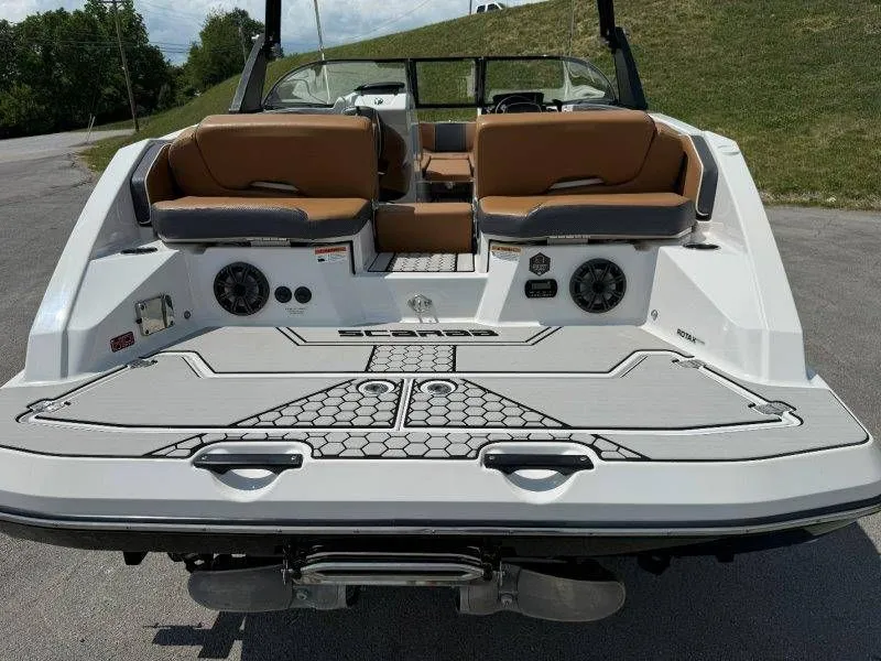 Slide: The Image of Rear view of a 2018 Scarab 255 ID Wake Ed boat. - 22