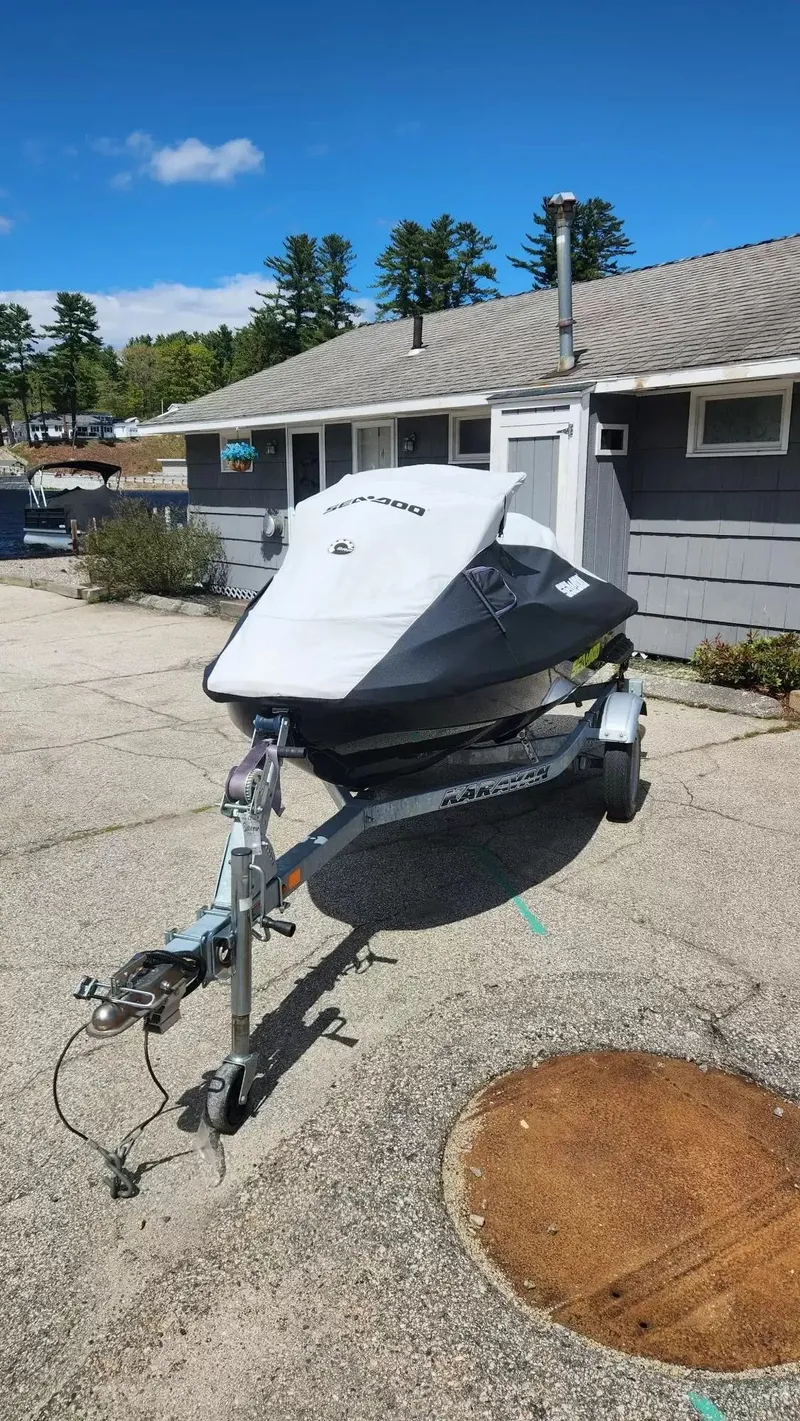 Slide: The Image of Sea-Doo GTX LTD is 260 2015 - 13