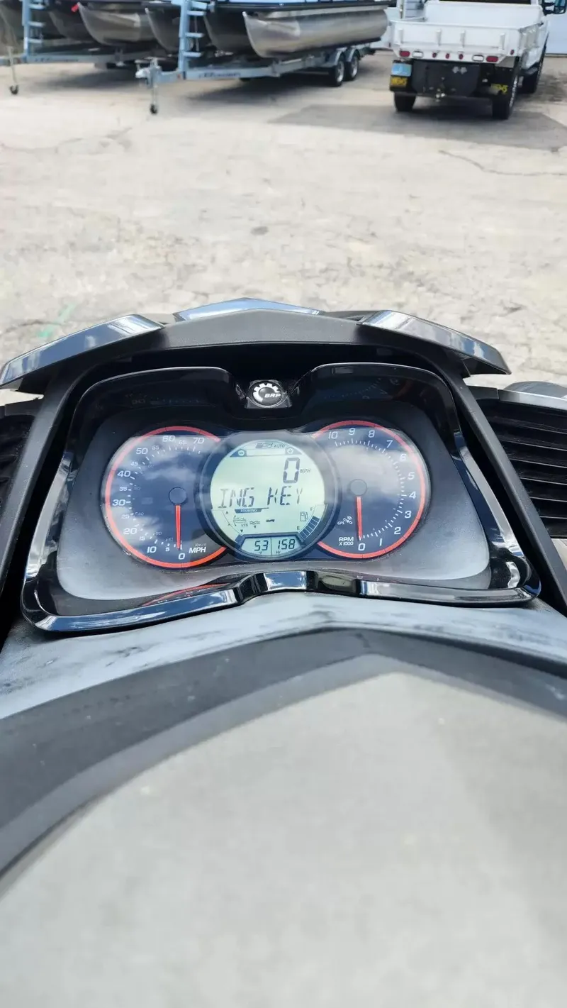 Slide: The Image of Sea-Doo GTX LTD is 260 2015 - 8