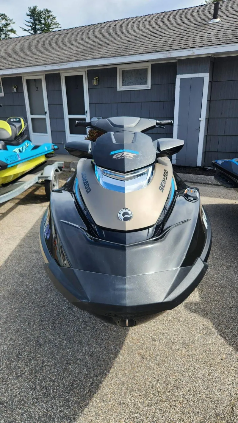 Slide: The Image of Sea-Doo GTX LTD 300 2017 - 2