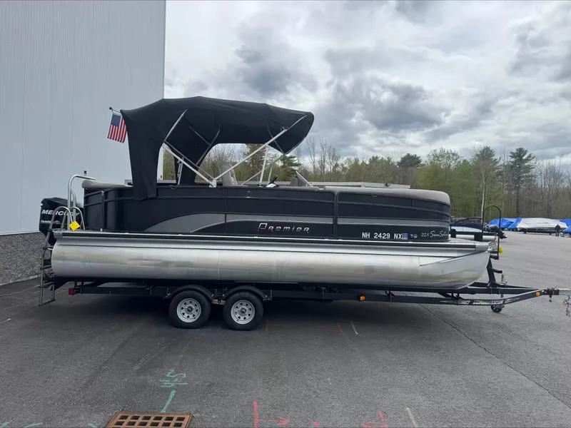 The Image of Premier 225 SENSATION 2011 - 1