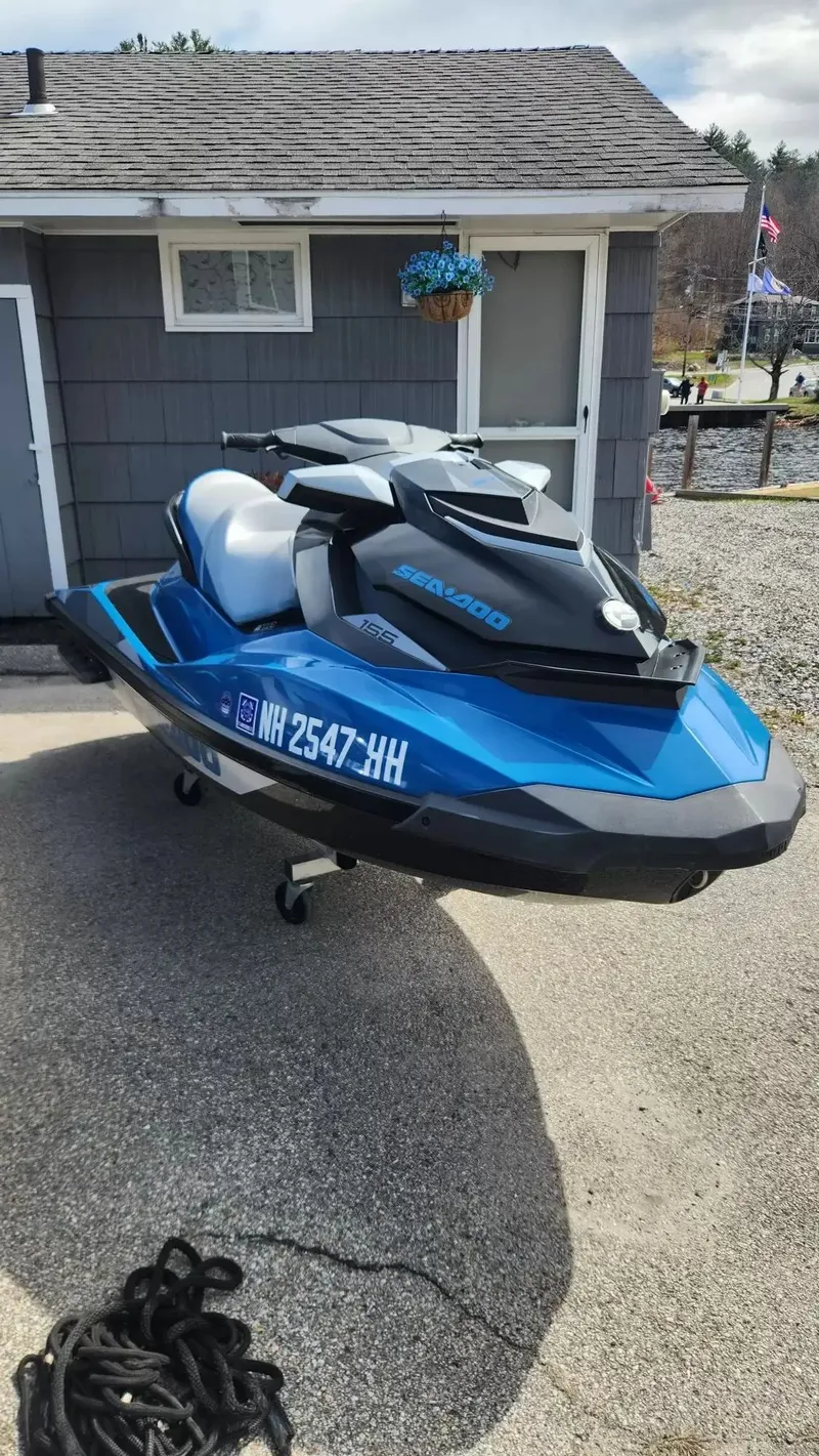 Slide: The Image of Sea-Doo GTI SE 155 2018 - 3