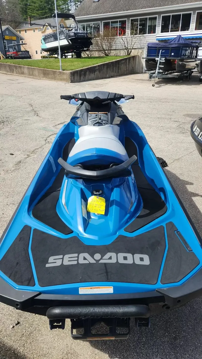 Slide: The Image of Sea-Doo GTI SE 155 2018 - 5
