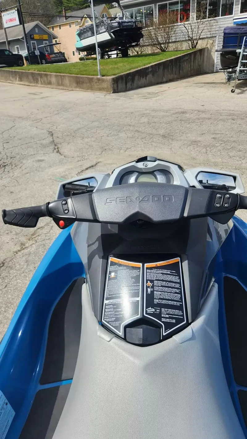 Slide: The Image of Sea-Doo GTI SE 155 2018 - 9